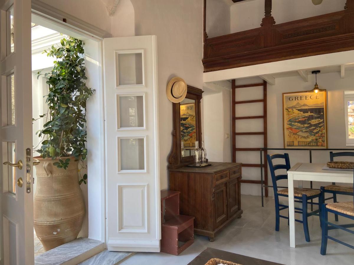 فيلا Little Blue In Chorio, سيمي المظهر الخارجي الصورة
