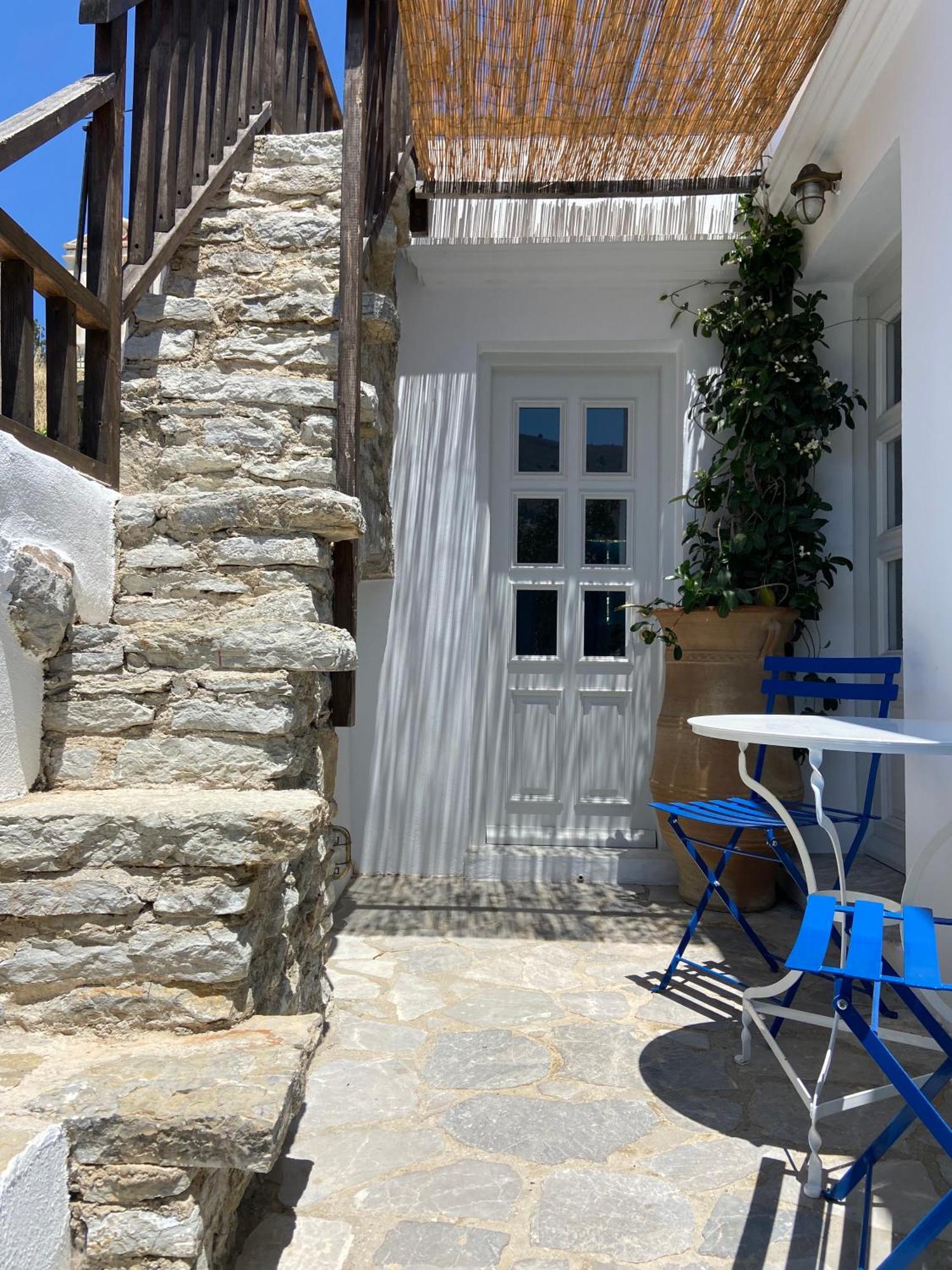 فيلا Little Blue In Chorio, سيمي المظهر الخارجي الصورة